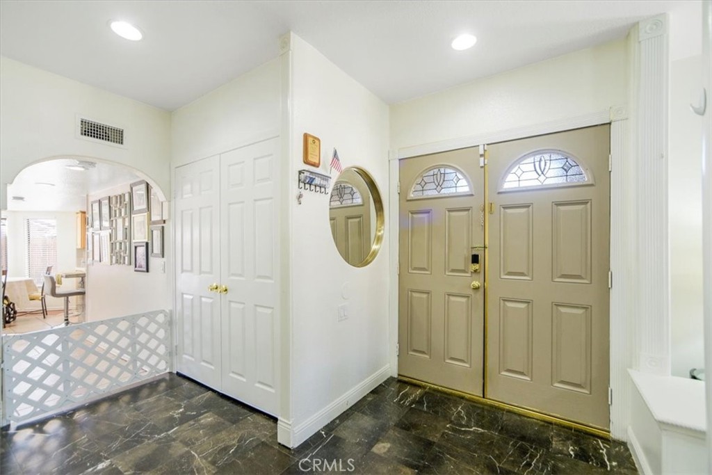 37913 53rd Street E Property Photo 4