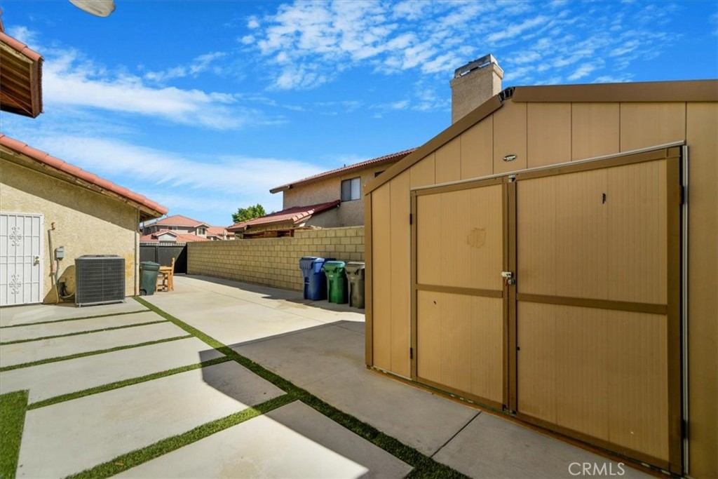 37913 53rd Street E Property Photo 18