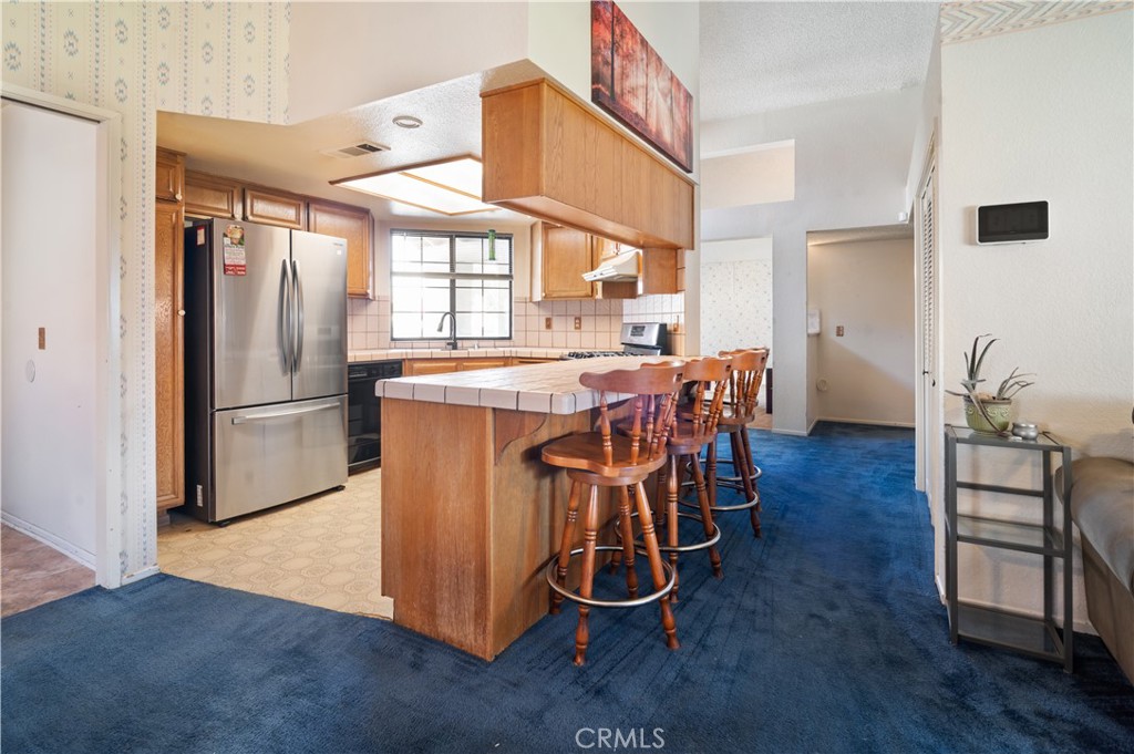 1558 Crestview Court Property Photo 7