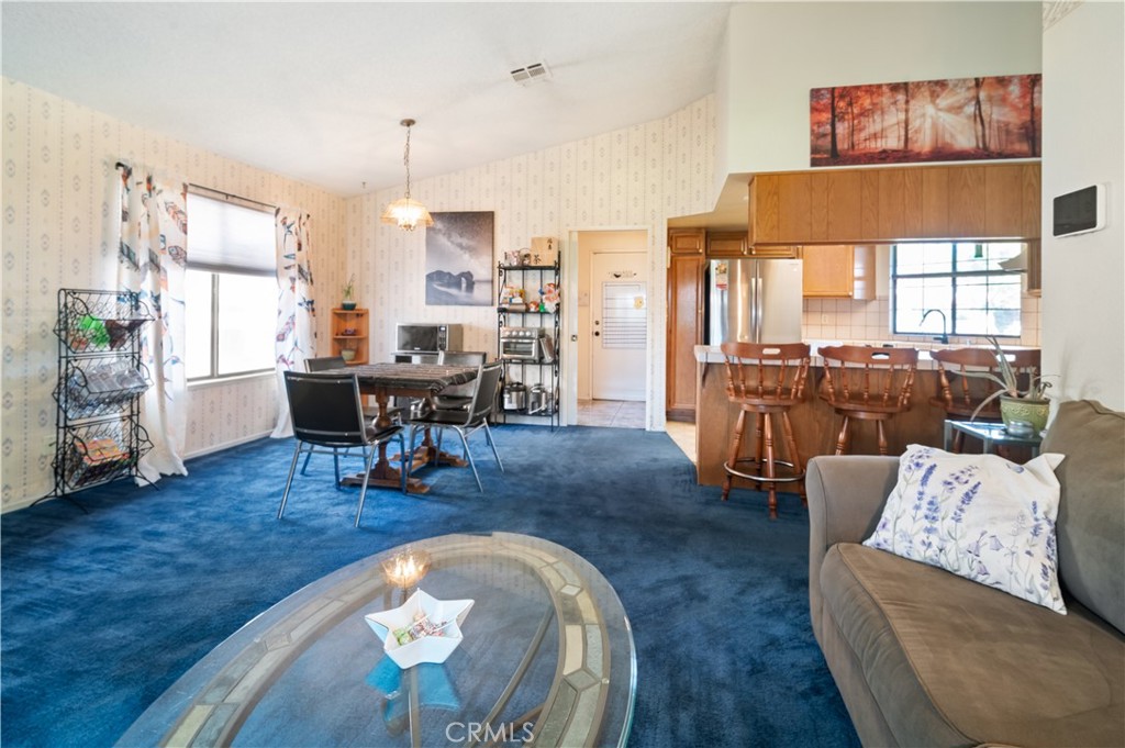 1558 Crestview Court Property Photo 13