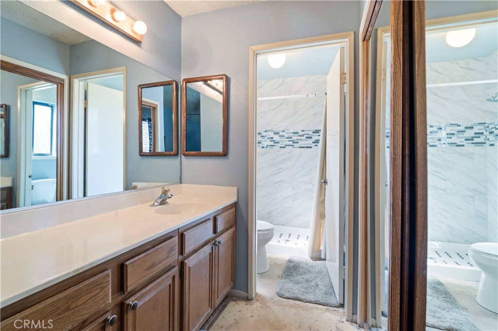 1558 Crestview Court Property Photo 23