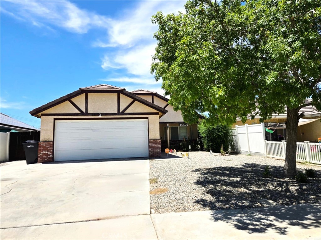 45521 13 Property Photo 1