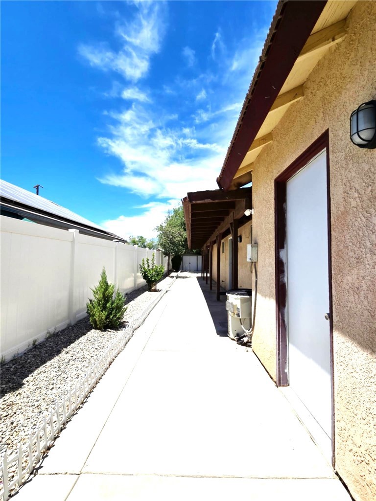 45521 13 Property Photo 2