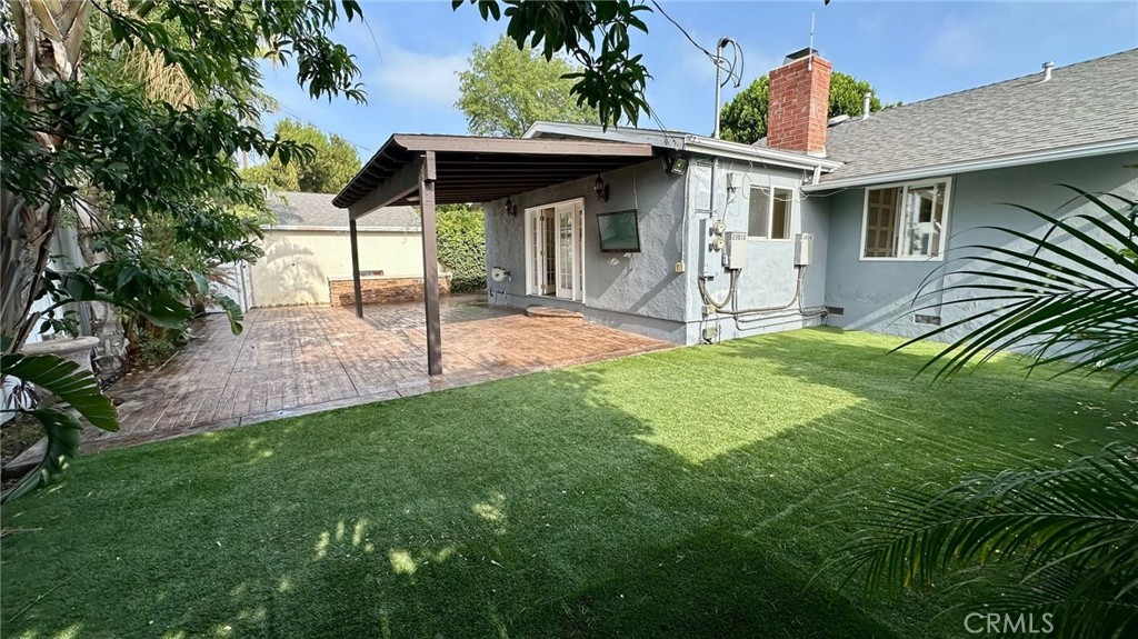 23012 Gilmore Street Property Photo 1