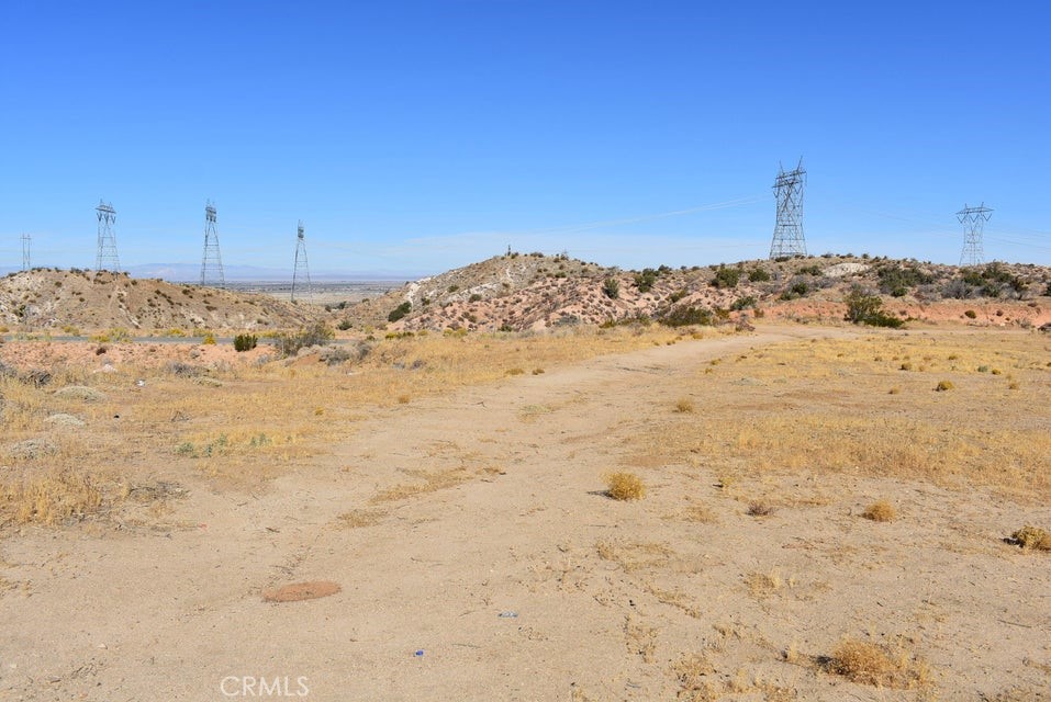 7300 E Mt Emma Road Property Photo 6