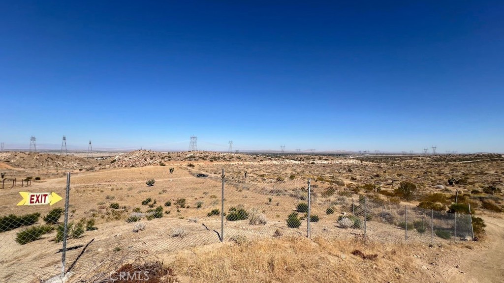 7300 E Mt Emma Road Property Photo 27
