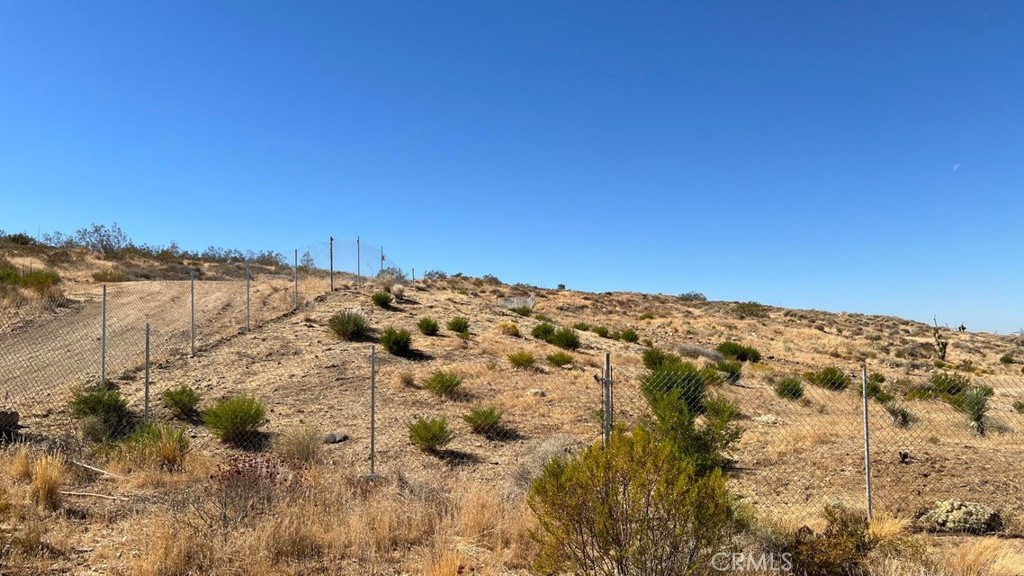 7300 E Mt Emma Road Property Photo 30