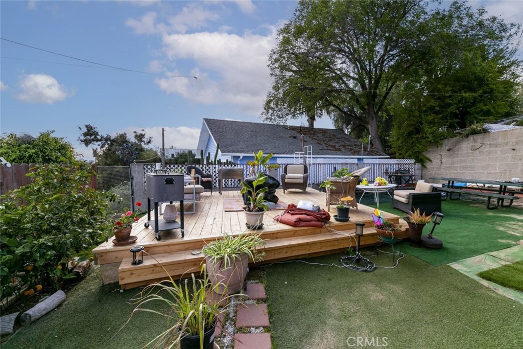 3811 Manitou Avenue Property Photo 26