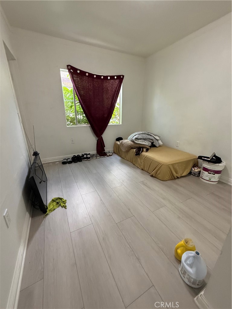 1141 East 50th Street Property Photo 11