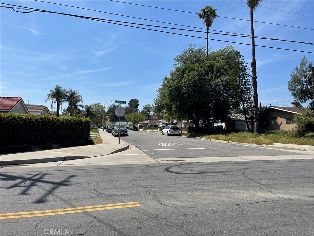 711 Meridian Property Photo 11