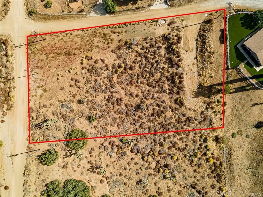 14 Camares Drive Property Photo 4