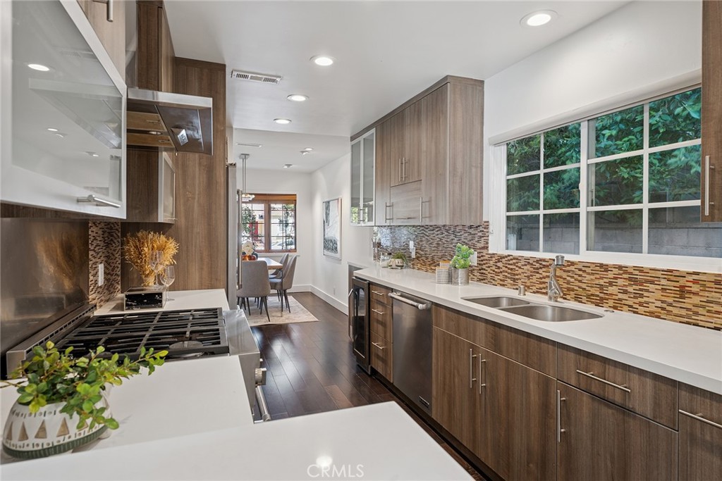 13530 Morrison Property Photo 13