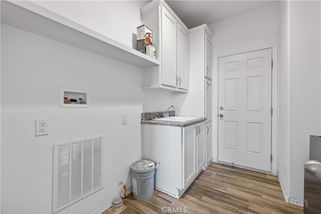 30440 104th E Property Photo 24