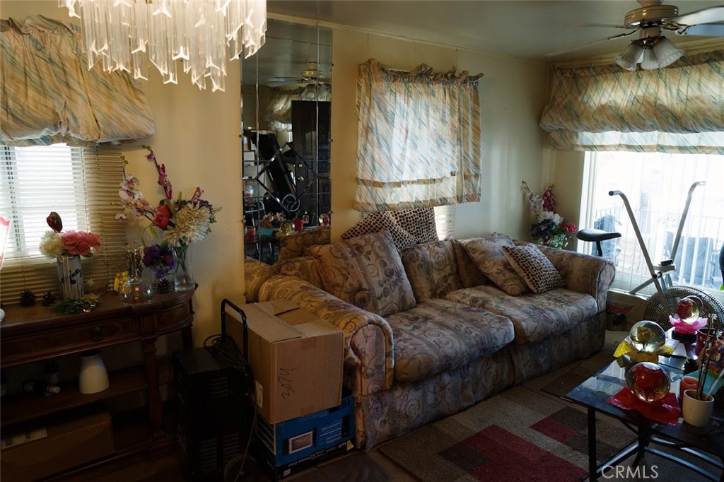 226 E 105th Street Property Photo 2