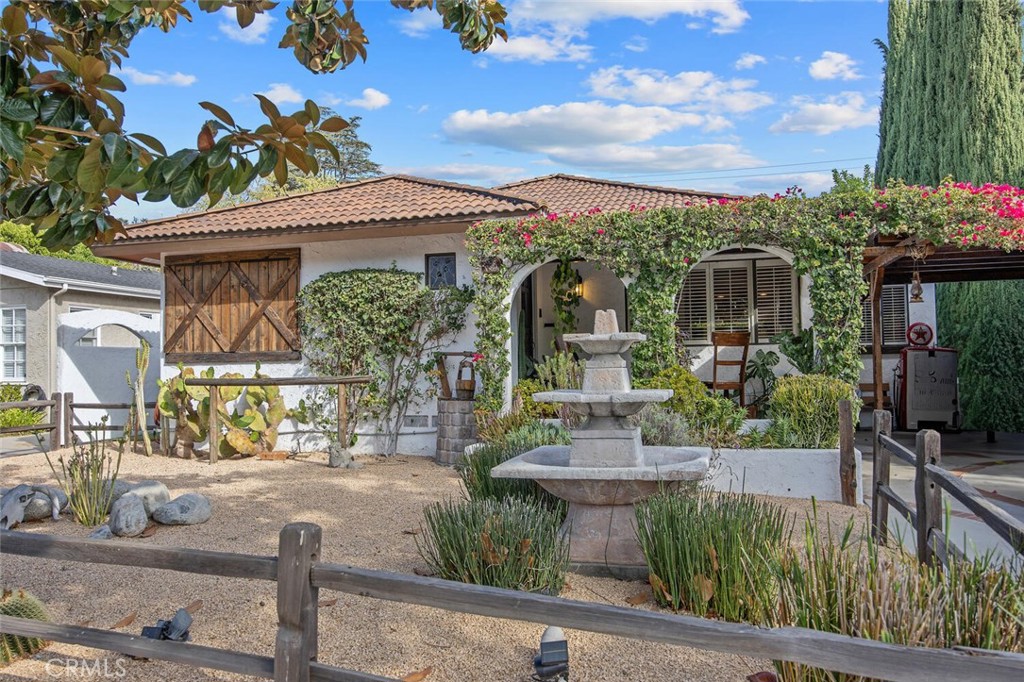 10441 Bloomfield Property Photo 1