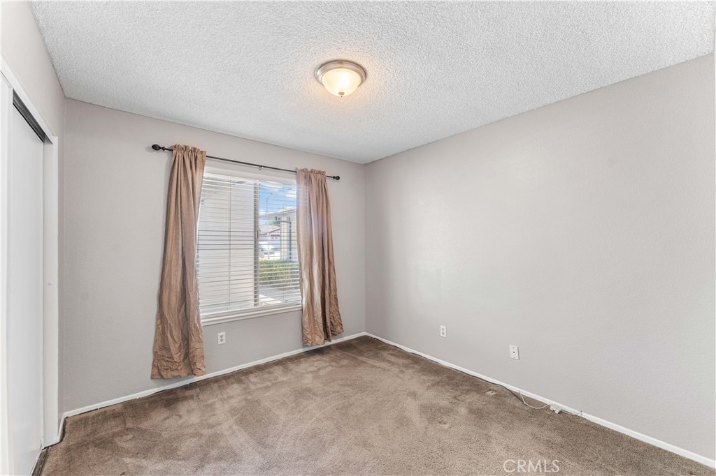 39221 Foxholm Drive Property Photo 18