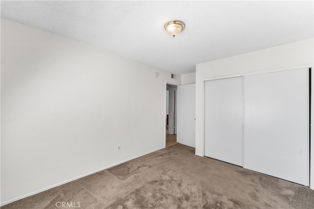 39221 Foxholm Drive Property Photo 22