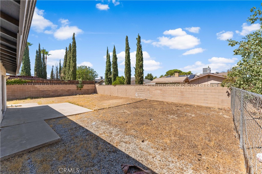 39221 Foxholm Drive Property Photo 27