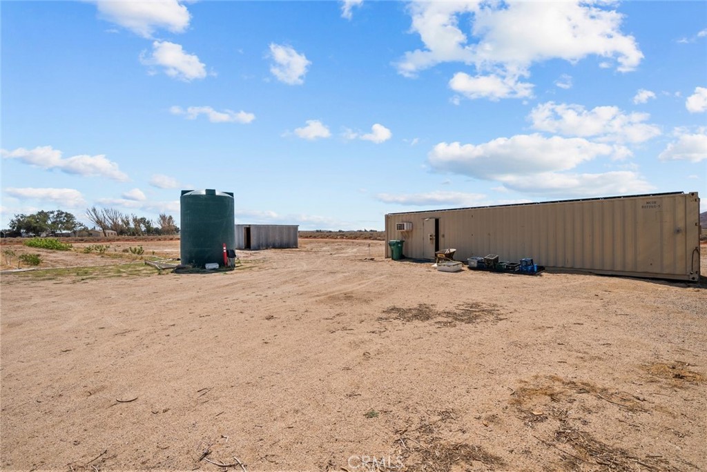 9200 Sierra Hwy Property Photo 7