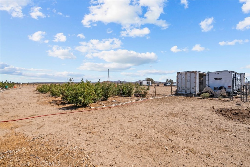 9200 Sierra Hwy Property Photo 9
