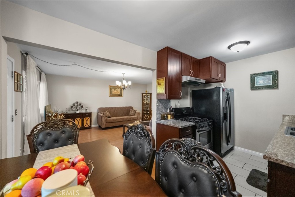 6661 Wilkinson Avenue Property Photo 16