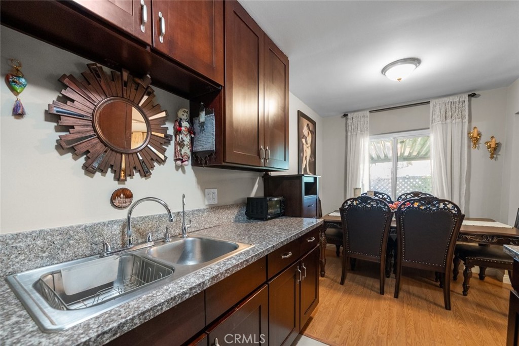 6661 Wilkinson Avenue Property Photo 21
