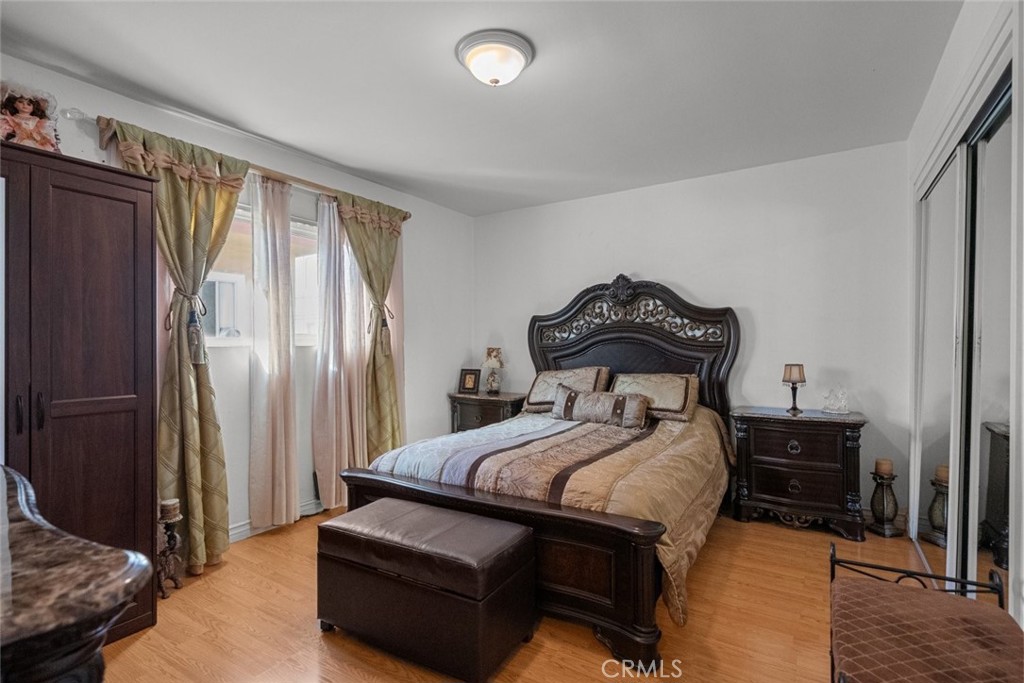 6661 Wilkinson Avenue Property Photo 26