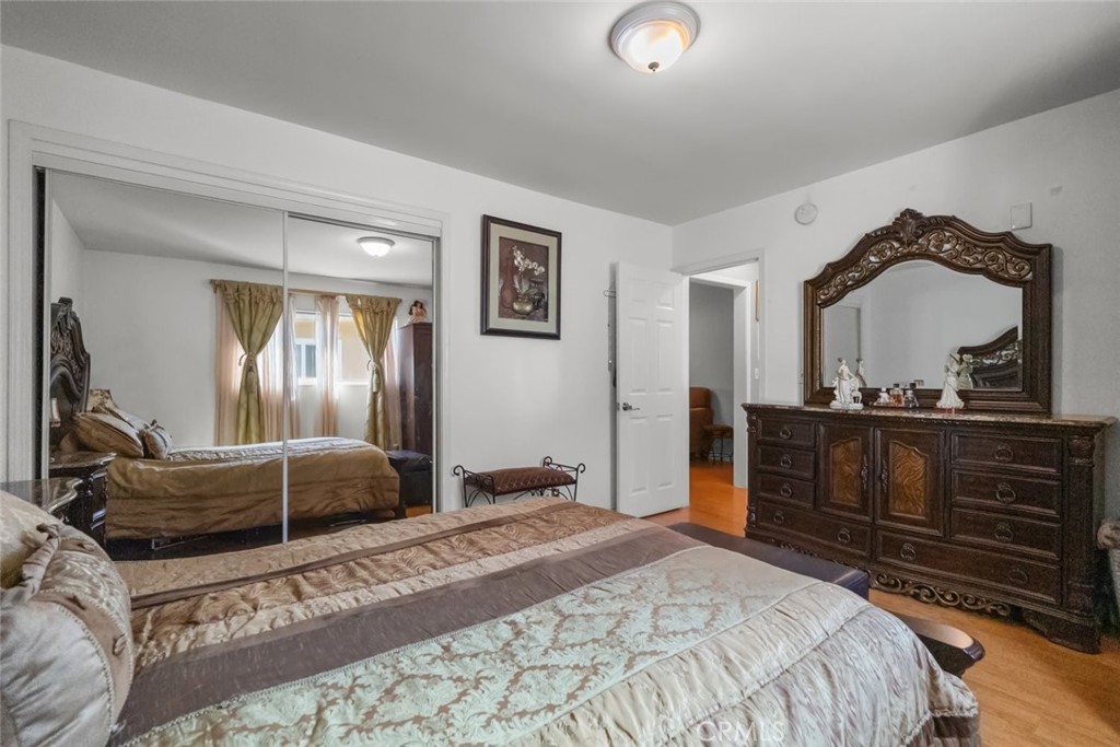6661 Wilkinson Avenue Property Photo 29