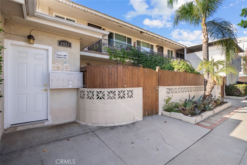 6661 Wilkinson Avenue Property Photo 37