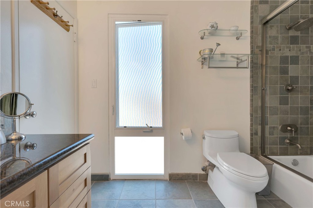 12452 Laurel Terrace Property Photo 21