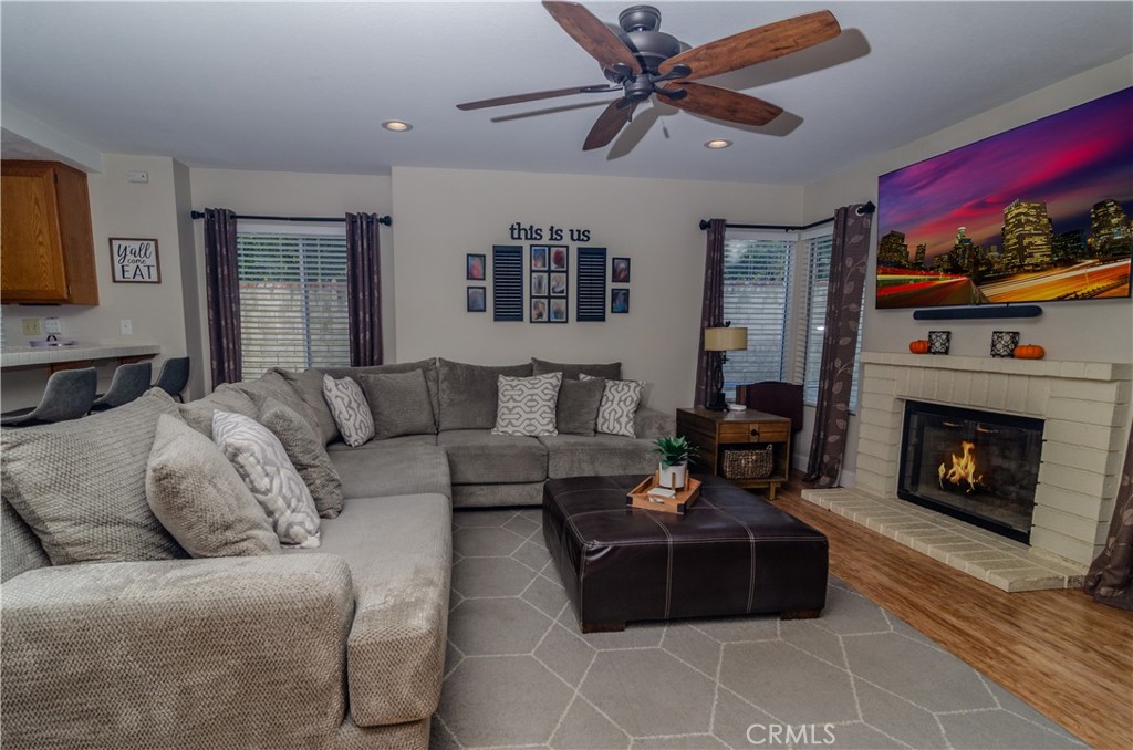 27625 Moonlight Place Property Photo 14