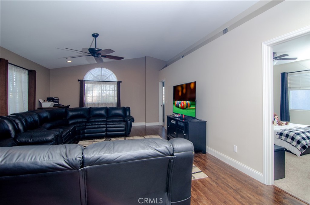 27625 Moonlight Place Property Photo 28