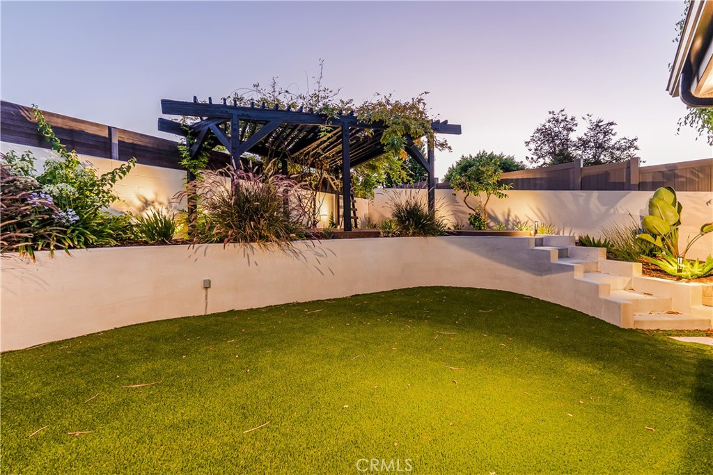4195 Alonzo Avenue Property Photo 49