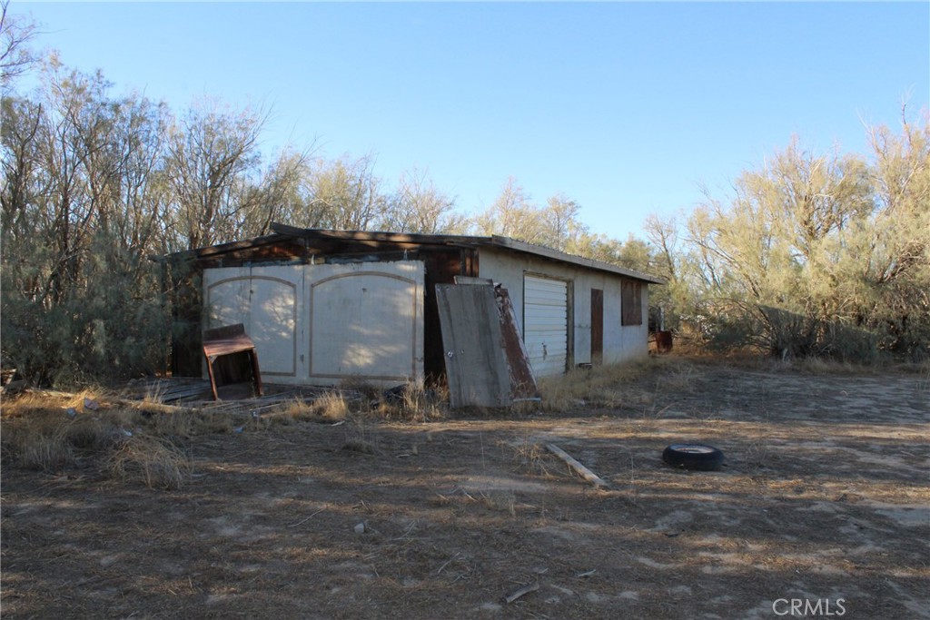 9485 Elberta Property Photo 5