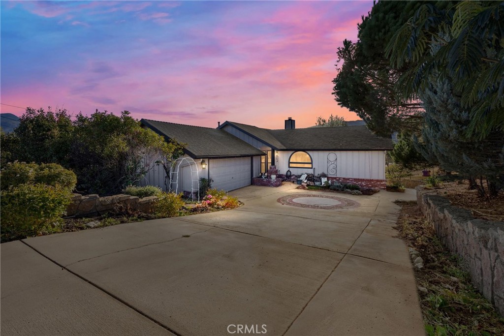 20220 Bald Mountain Property Photo