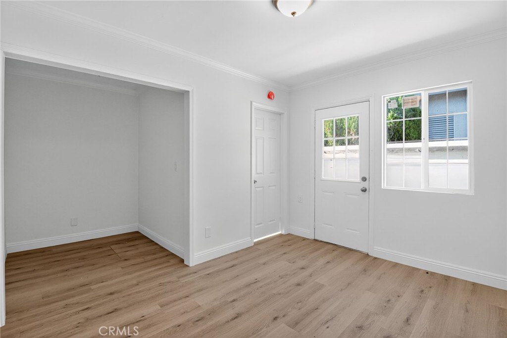 10853 Ilex Avenue Property Photo 2