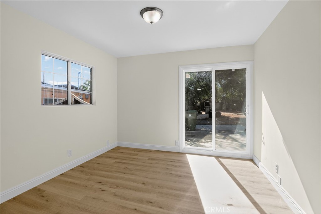 10853 Ilex Avenue Property Photo 3