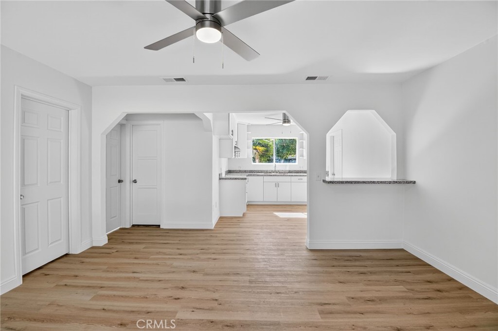 10853 Ilex Avenue Property Photo 5