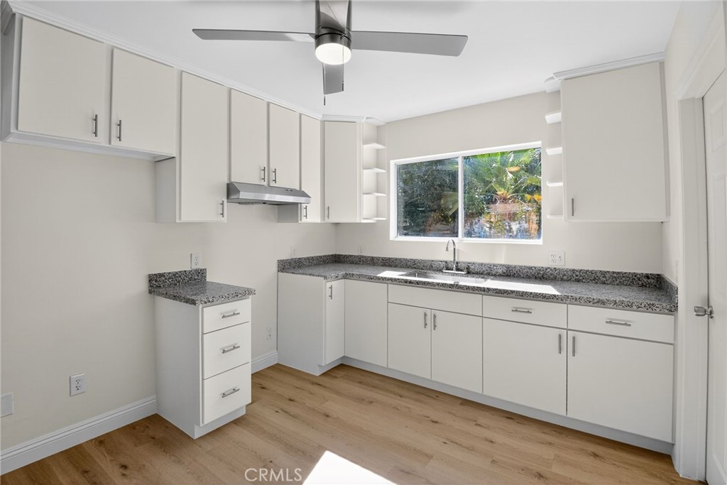 10853 Ilex Avenue Property Photo 6