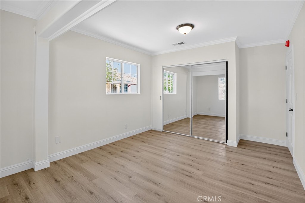 10853 Ilex Avenue Property Photo 12