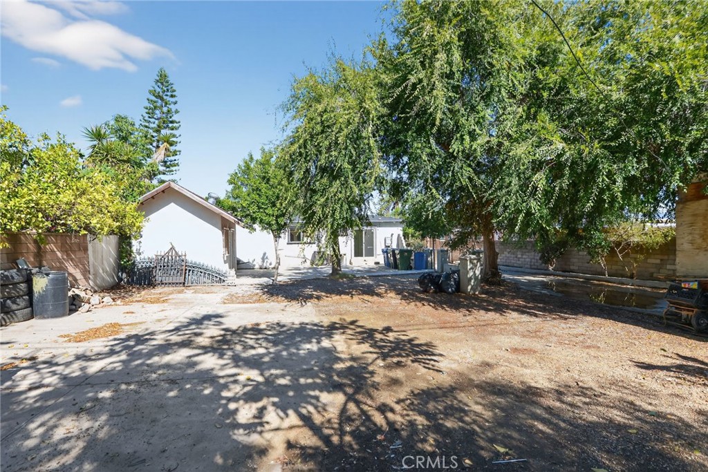 10853 Ilex Avenue Property Photo 16