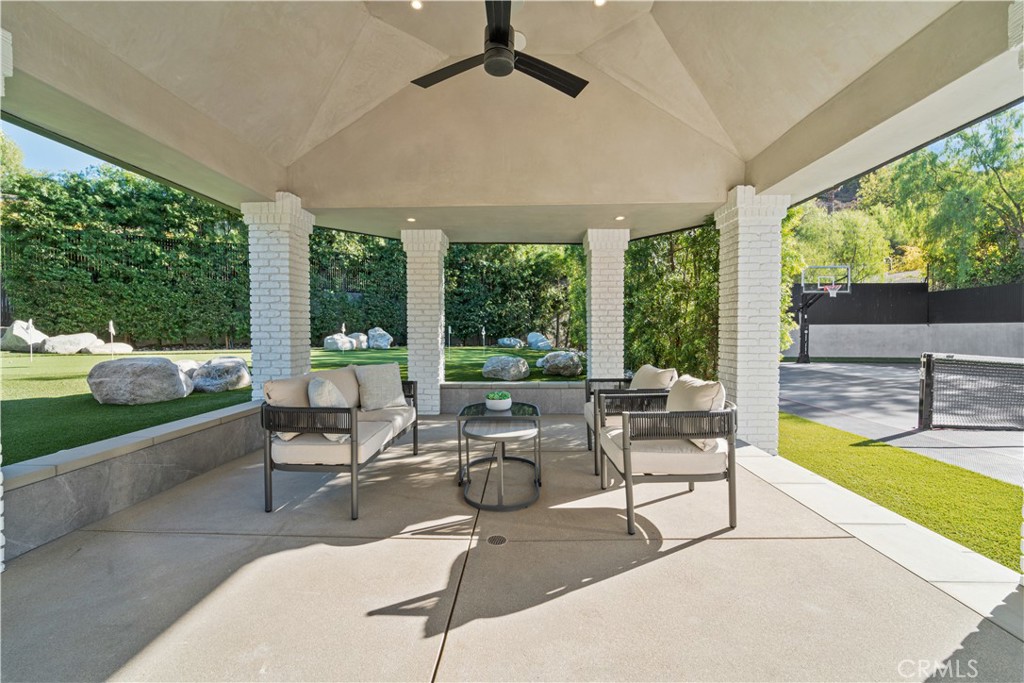 20620 Chatsboro Drive Property Photo 66