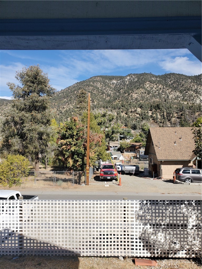 6524 Lowry Property Photo 2