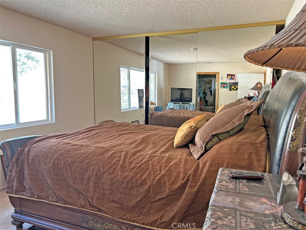 43155 Lake Hughes Property Photo 12