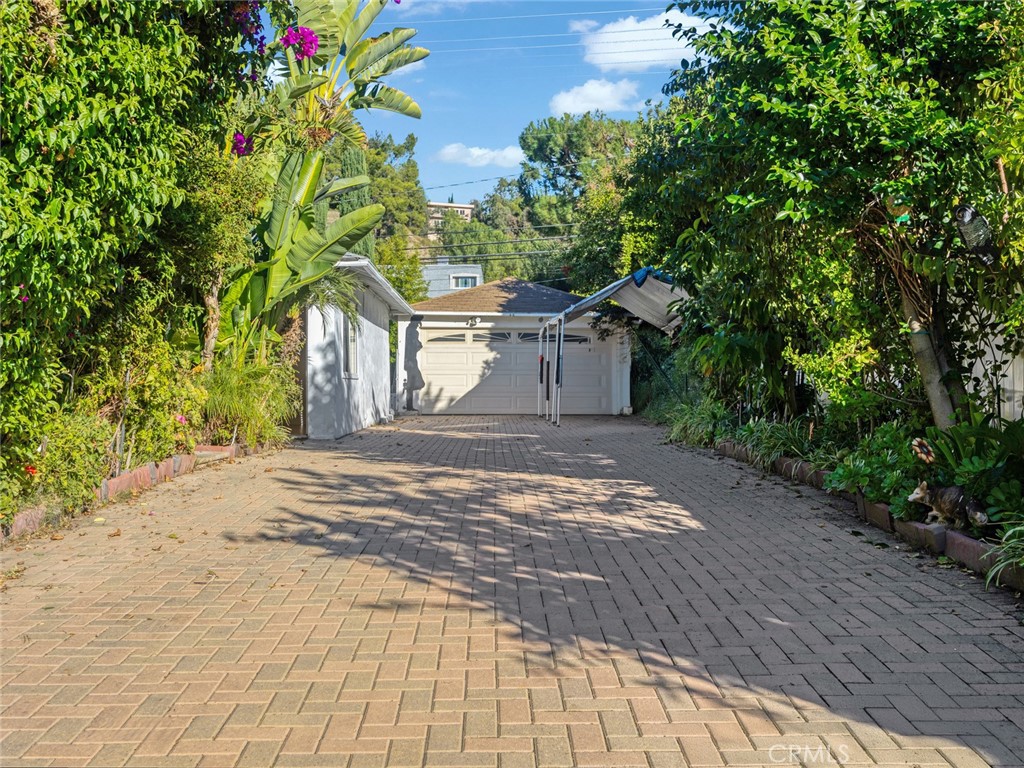 5020 Topanga Canyon Property Photo 3