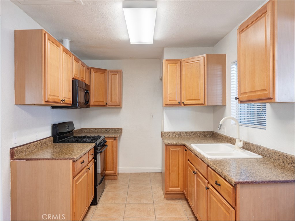 5020 Topanga Canyon Property Photo 14