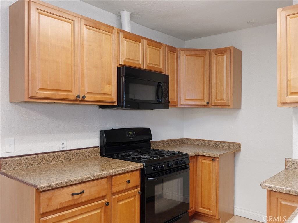 5020 Topanga Canyon Property Photo 15