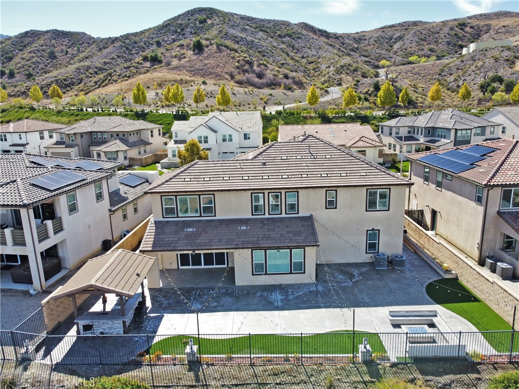 18787 Juniper Springs Drive Property Photo 3