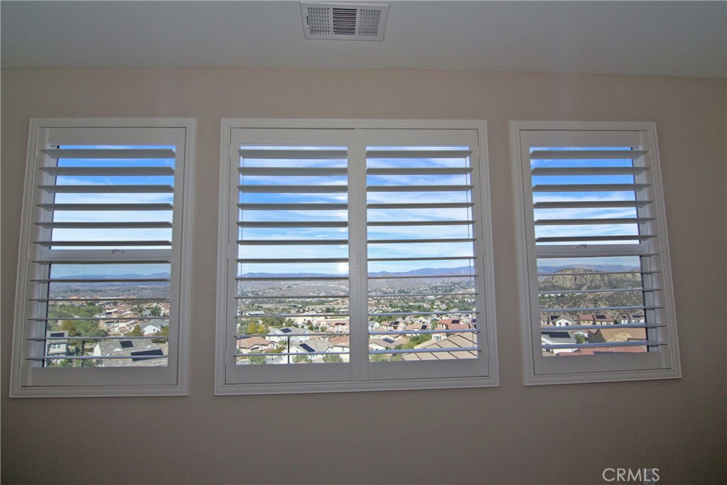 18787 Juniper Springs Drive Property Photo 27