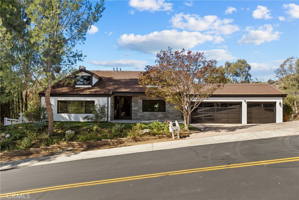 106 Buckskin Property Photo 1